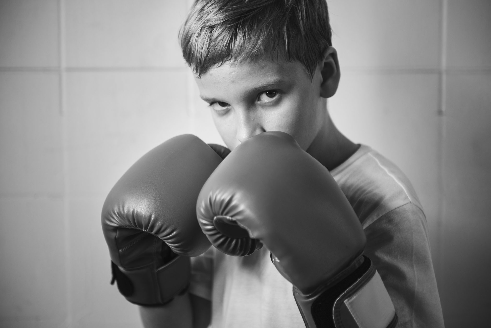 Enfant qui boxe