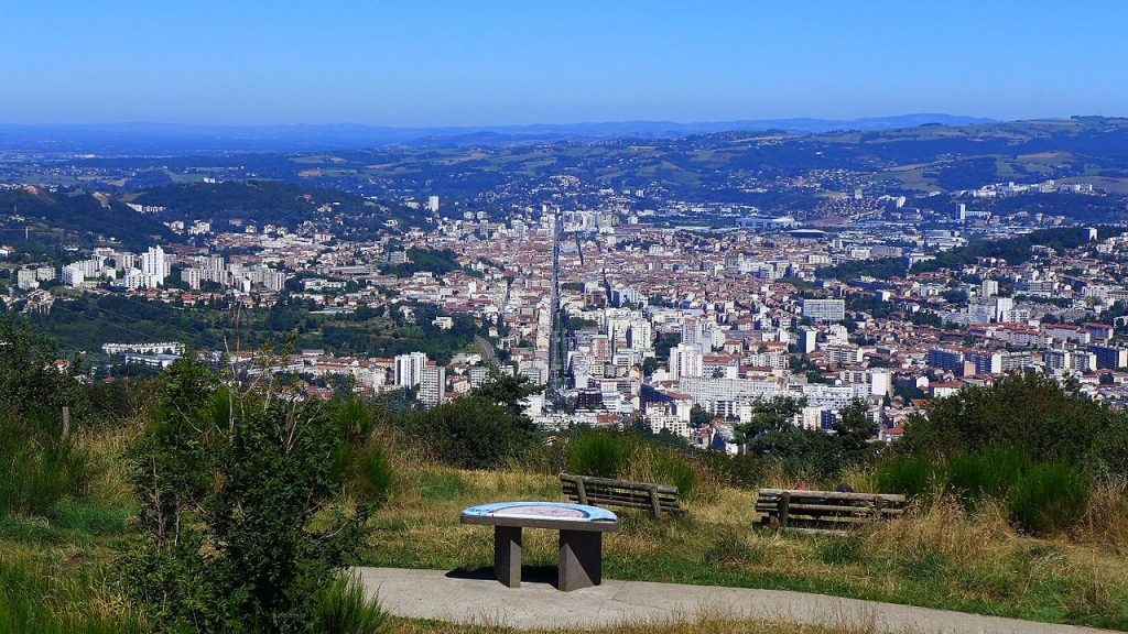 Vue de la ville de Saint Etienne depuis Le Guizay