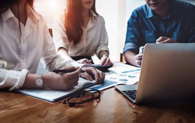 visuel-prochains-trouver Porté salarié : comment trouver vos prochains clients ?