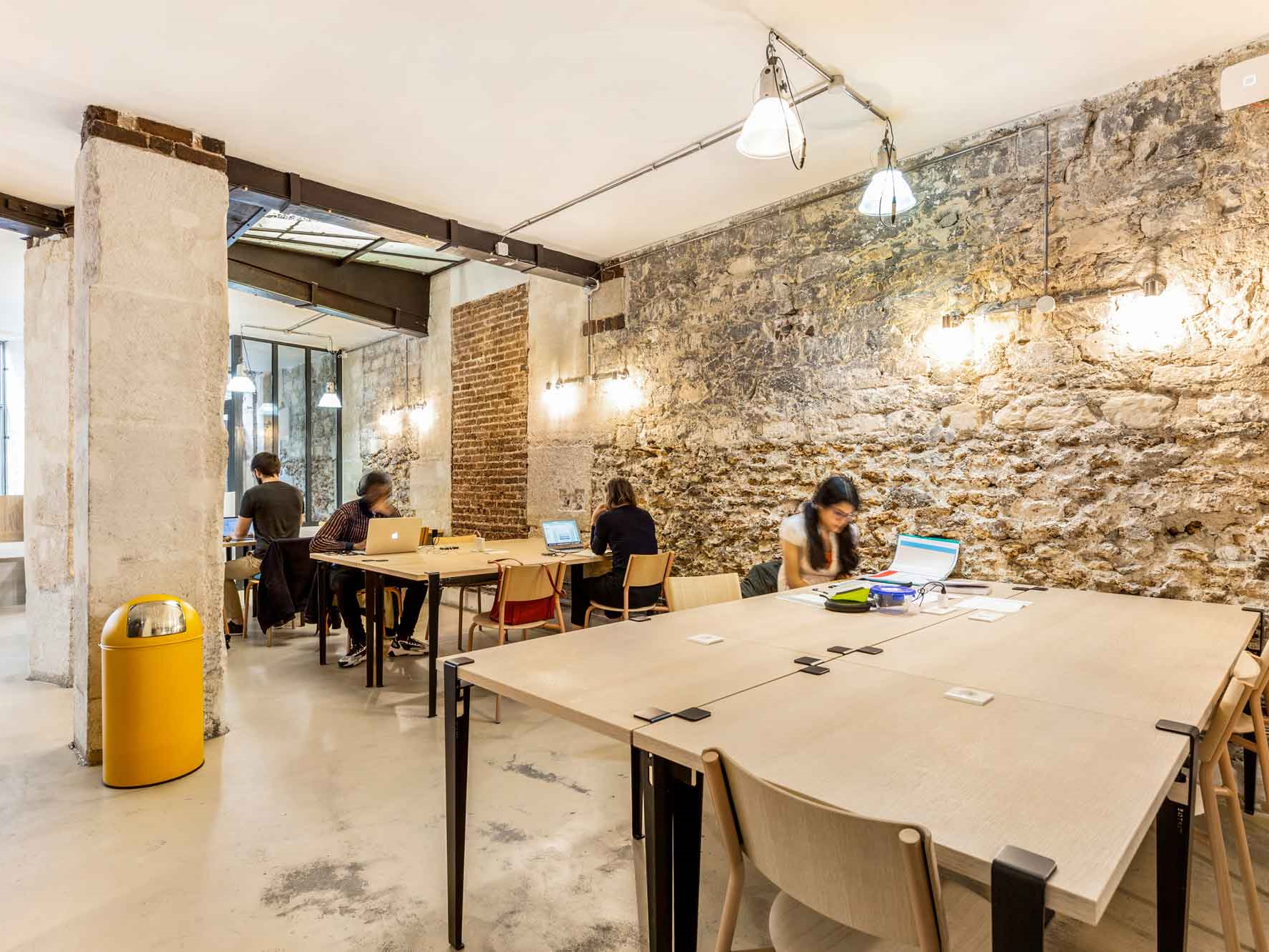 © La permanence - Un espace de travail gratuit à Paris