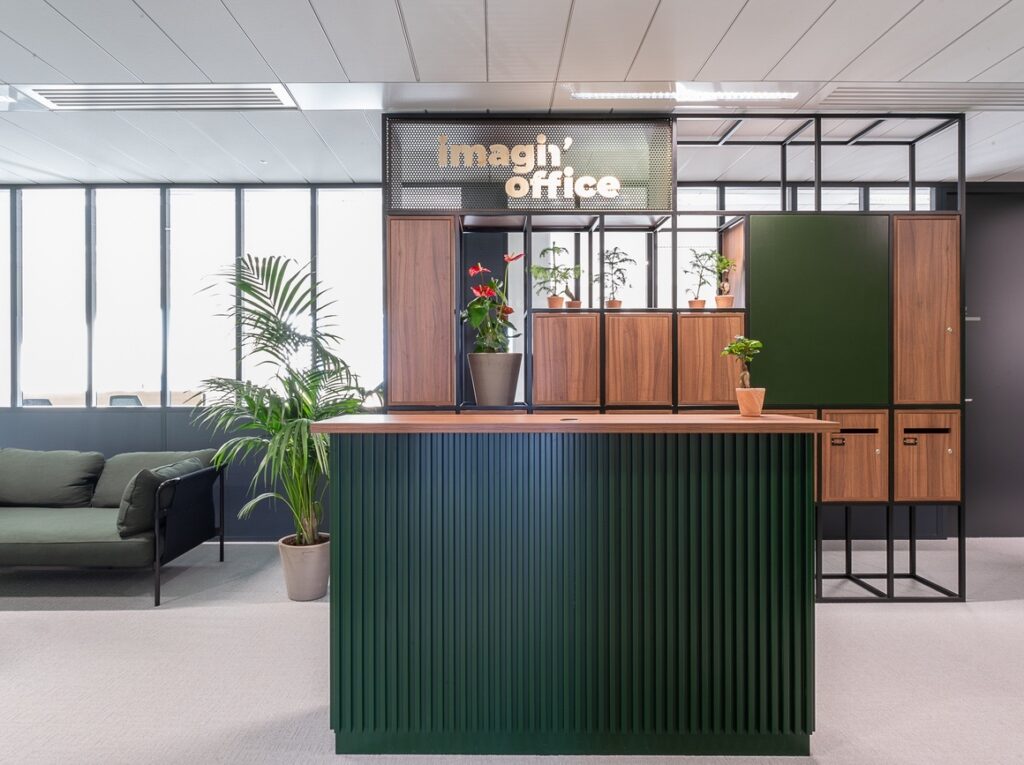 Espace de travail chez Imagin'Office